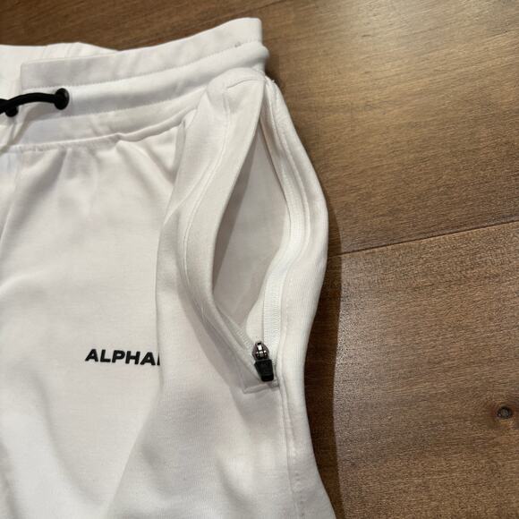 Alphalete Women's Essential Core Shorts size Small White Black NWT - Picture 5 of 6